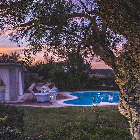 Villa Bougainvillea Con Piscina E Giardino Privato A Pochi Passi Dal Mare Кастіадас Екстер'єр фото