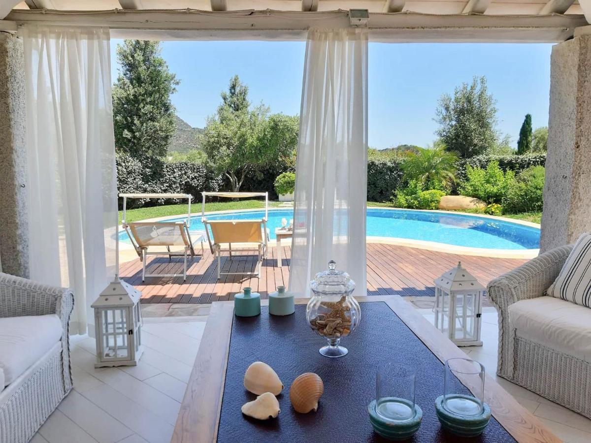 Villa Bougainvillea Con Piscina E Giardino Privato A Pochi Passi Dal Mare Кастіадас Екстер'єр фото