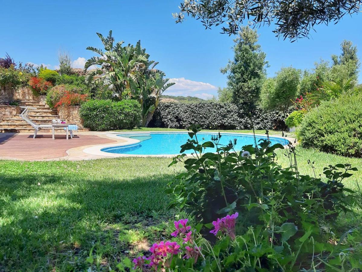 Villa Bougainvillea Con Piscina E Giardino Privato A Pochi Passi Dal Mare Кастіадас Екстер'єр фото