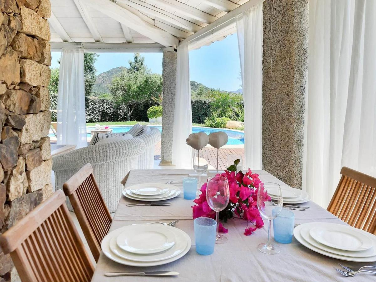 Villa Bougainvillea Con Piscina E Giardino Privato A Pochi Passi Dal Mare Кастіадас Екстер'єр фото